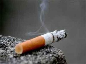 Smoking significantly increases risk of major bleeding