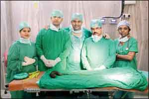Mumbai Doctors remove massive lump of Hair from stomach of patient