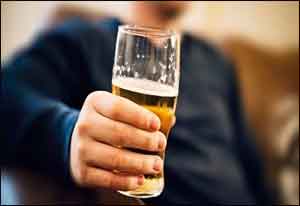 Alcohol use biggest preventable risk factor for dementia : Lancet