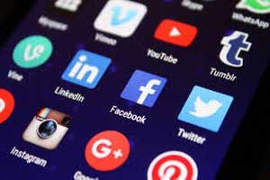 Researchers equate excessive social media use to drug addiction