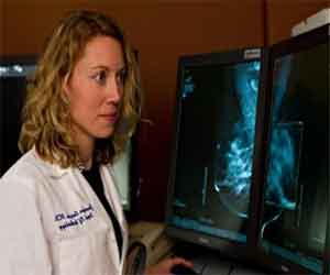 3D mammography improves screening accuracy in breast cancer