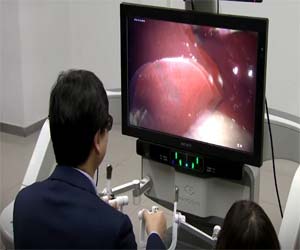 Chinese surgeon performs first-ever remote brain surgery using 5G
